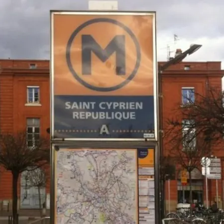 Le Poete - T2 Avec Terrasse - Metro Saint Cyprien טולוז