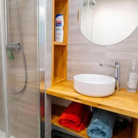 Appartement Le Poete - T2 Avec Terrasse - Metro Saint Cyprien *